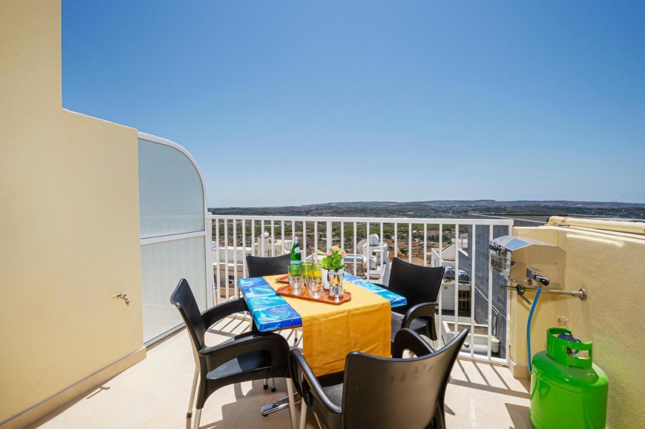 Summer Breeze Apartment With Panoramic Terrace - By Getawaysmalta Mellieħa Zewnętrze zdjęcie