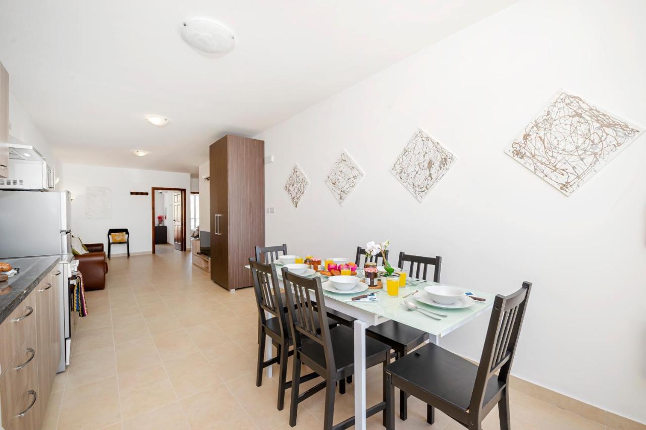 Summer Breeze Apartment With Panoramic Terrace - By Getawaysmalta Mellieħa Zewnętrze zdjęcie