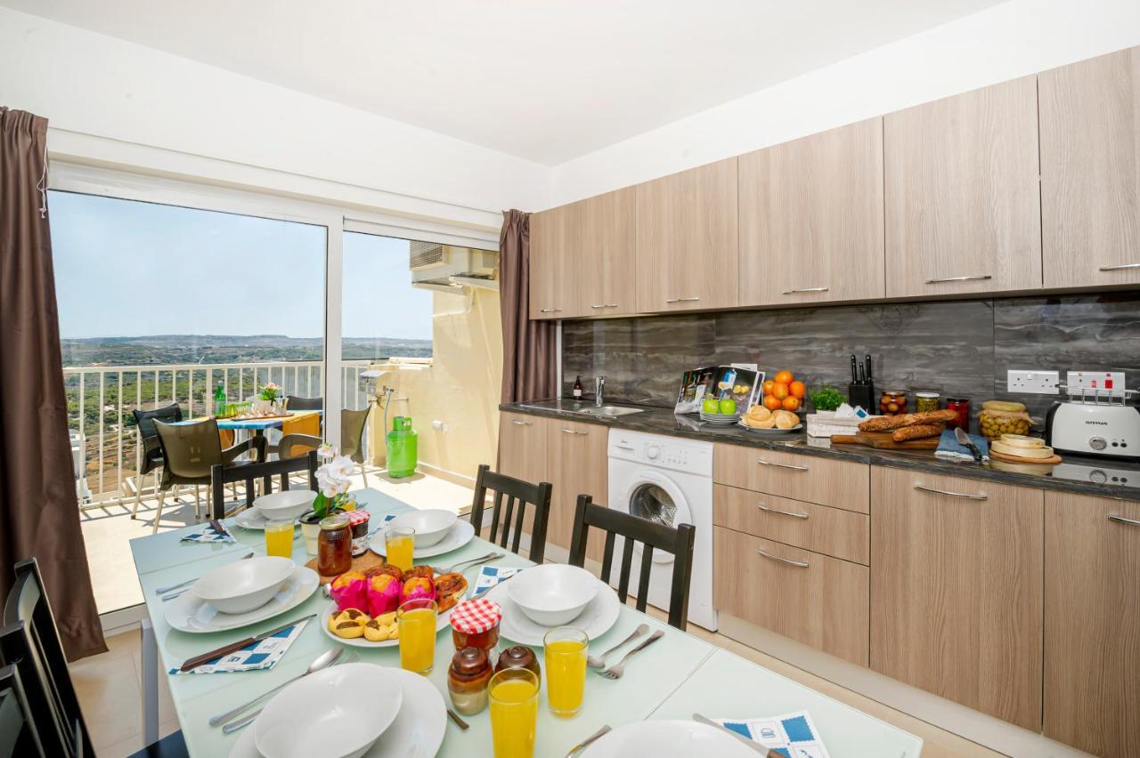 Summer Breeze Apartment With Panoramic Terrace - By Getawaysmalta Mellieħa Zewnętrze zdjęcie