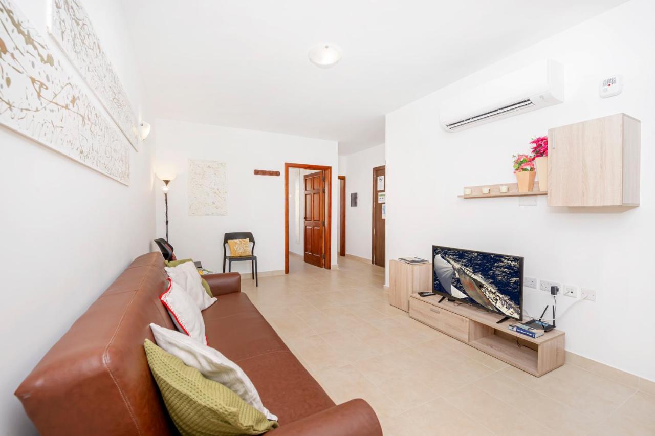 Summer Breeze Apartment With Panoramic Terrace - By Getawaysmalta Mellieħa Zewnętrze zdjęcie